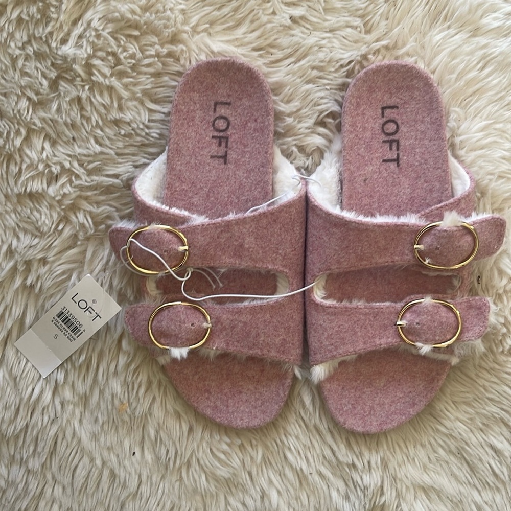 Loft Pink Flannel fur lined shoes New With Tags Size Small